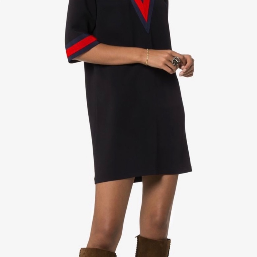 Gucci V blue dress